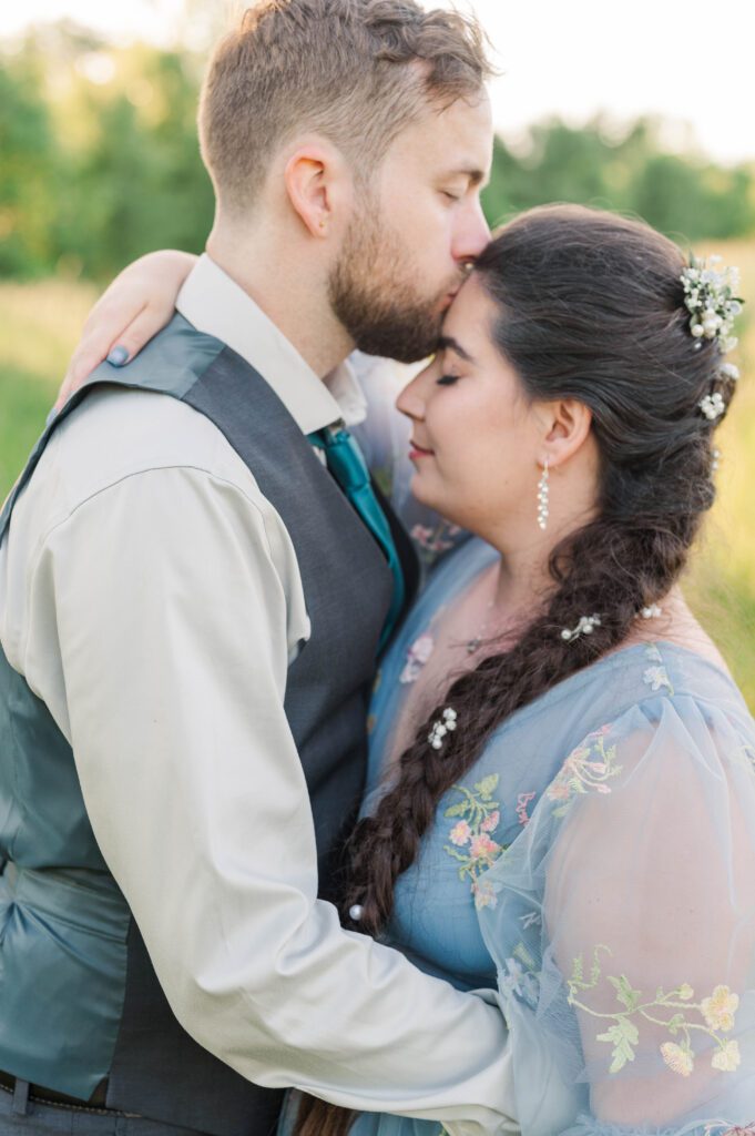 Bride and groom's sunset portraits on their Taylorsville, Kentucky wedding day. 
