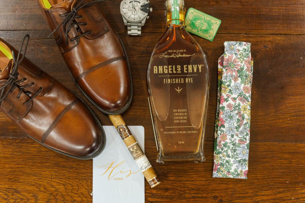 Groom's detail on a wedding day in Louisville