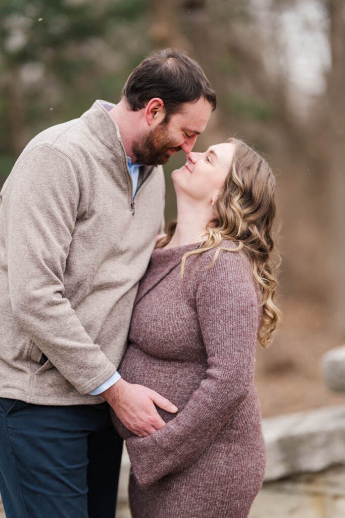 A mom and dad to be snuggle in close during their winter maternity session at Anchorage Trail in Louisville, KY.
Michelle Bordenkircher Photography