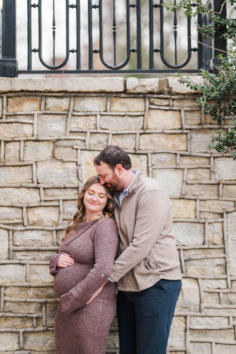 Maternity Session at Anchorage Trail in Louisville, KY