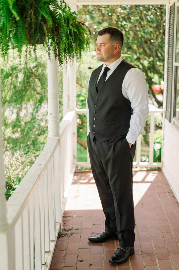 Groom getting ready for his wedding near Lexington, KY