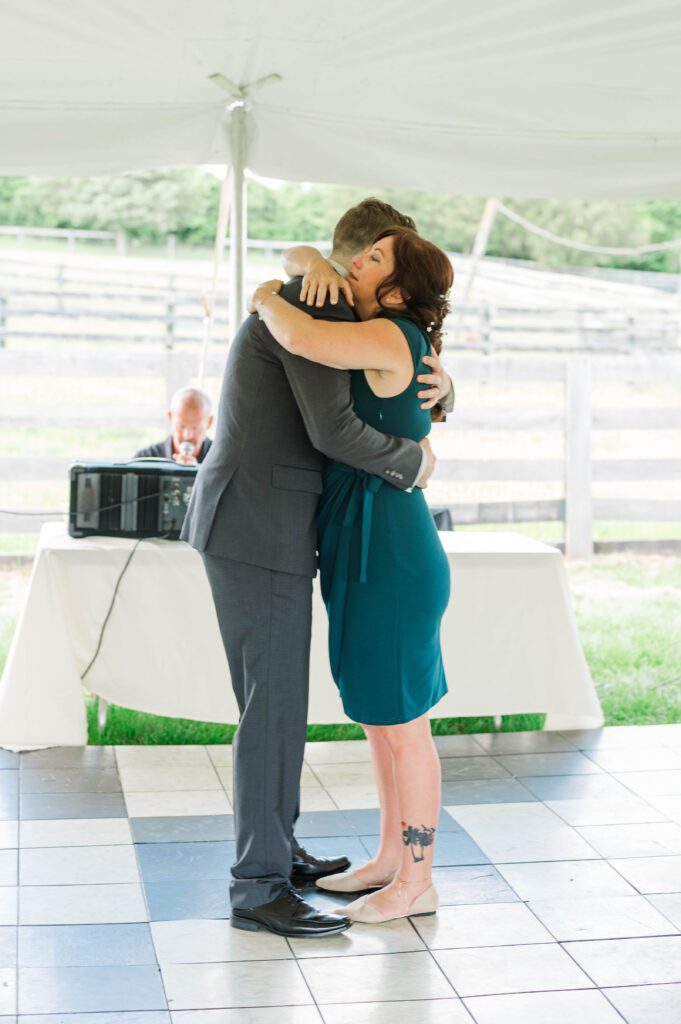 Mother-son dance at a Taylorsville, Kentucky wedding.