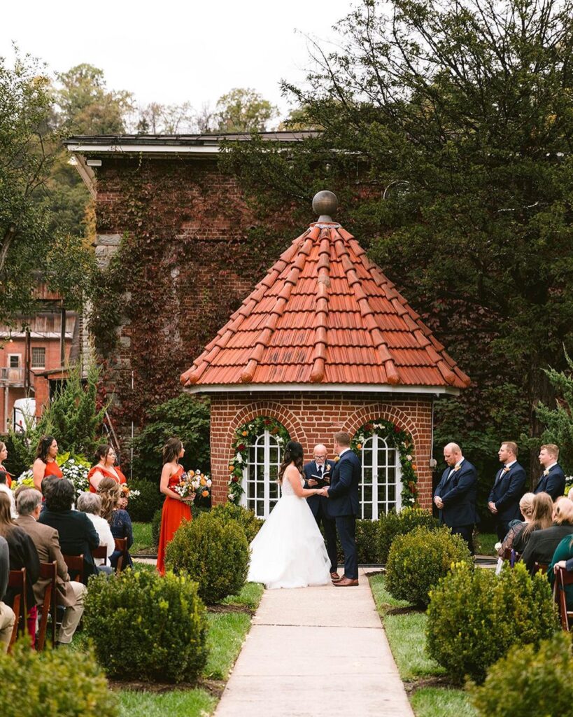 Castley and Key Wedding Venue in Kentucky