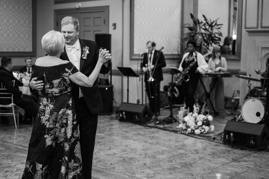 Mother son dance for wedding day at Kenwood Country Club