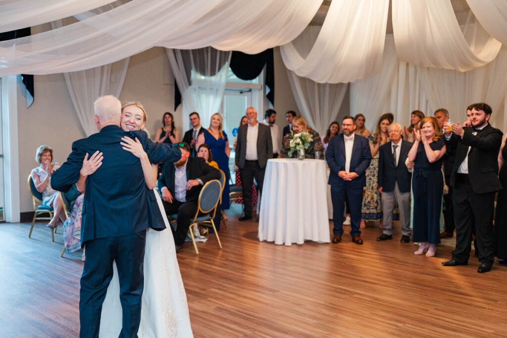 Father-daughter dance at a Gardencourt wedding day