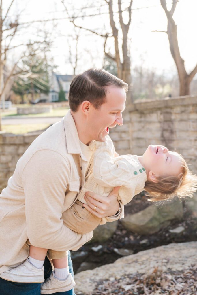 A dad plays with his toddler during a family session at Anchorage Trail in Louisville, KY

Photos by Michelle Bordenkircher Photography